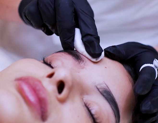 Microblading and Skin Sensitivity: Understanding and Managing Allergic Reactions