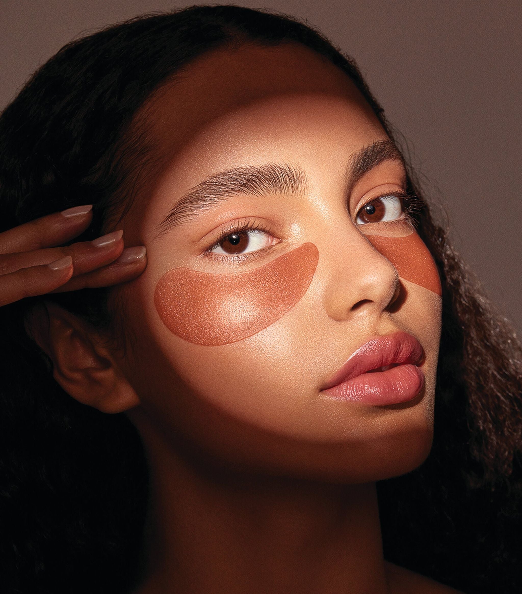 111skin-rose-gold-illuminating-eye-mask