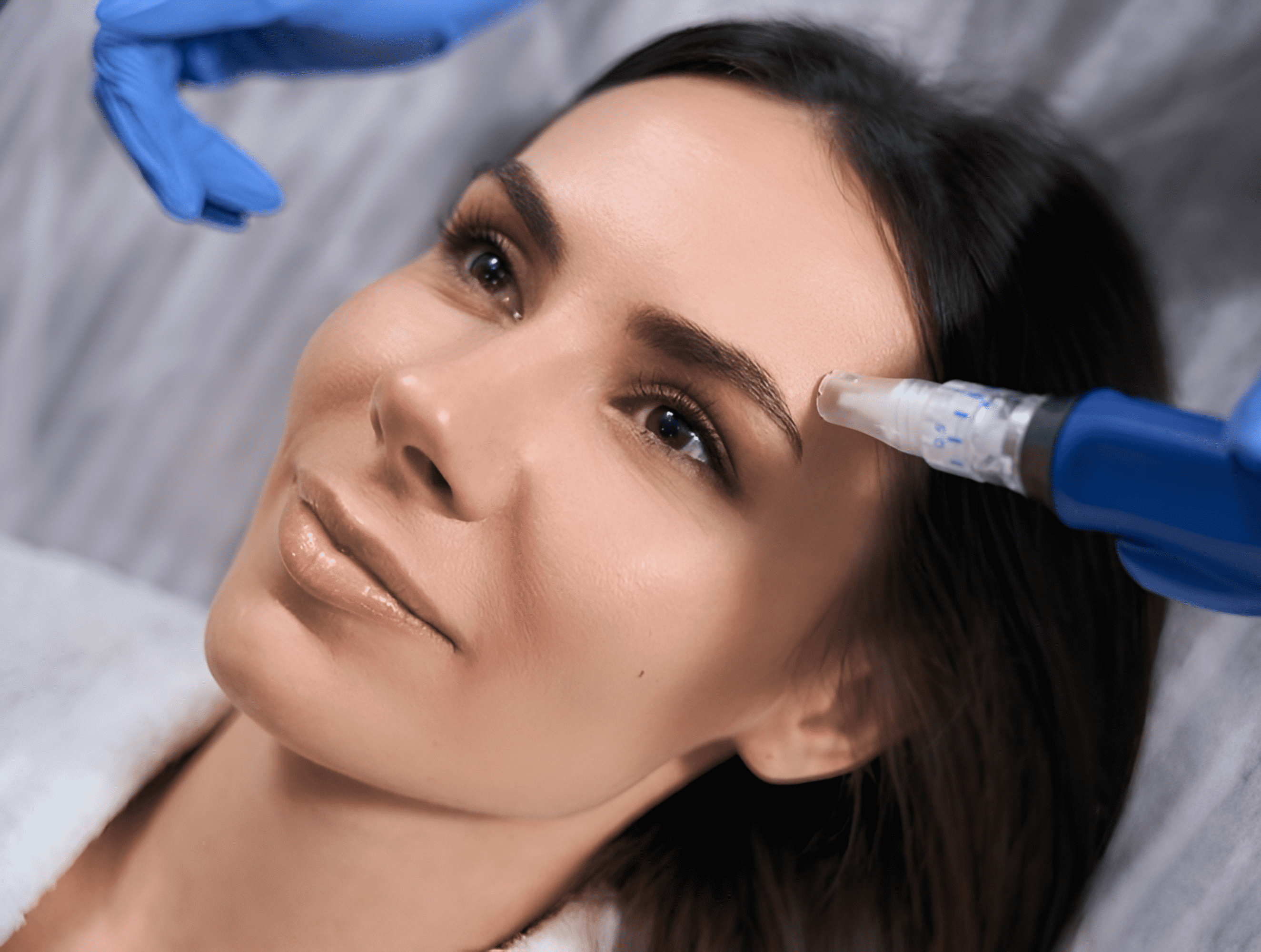 Exosome treatment by BROWZ, offering exosome therapy and injections for glowing skin, improving skin health with 3-4 sessions.