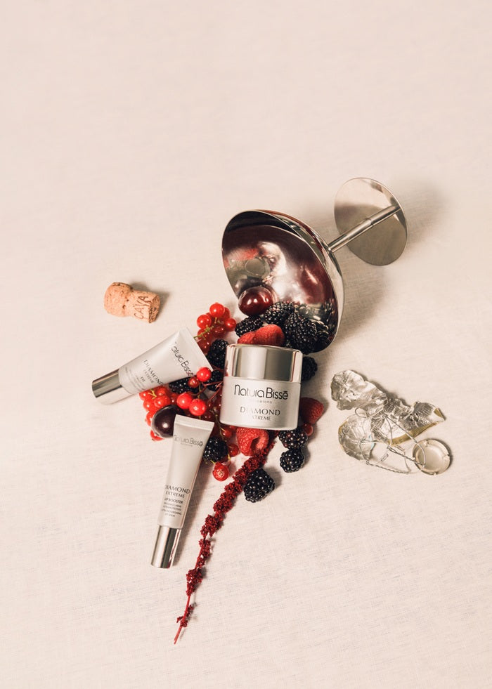 Christmas beauty set 2025 with best-sellers from Natura Bissé, available at BROWZ Shop, with face cream, eye cream, and lip serum.